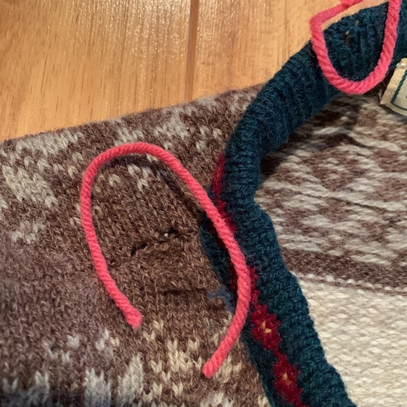 Vintage LL Bean Sweater Pure Wool Needs Repair 1980s LLBean Small S Women - Picture 5 of 13